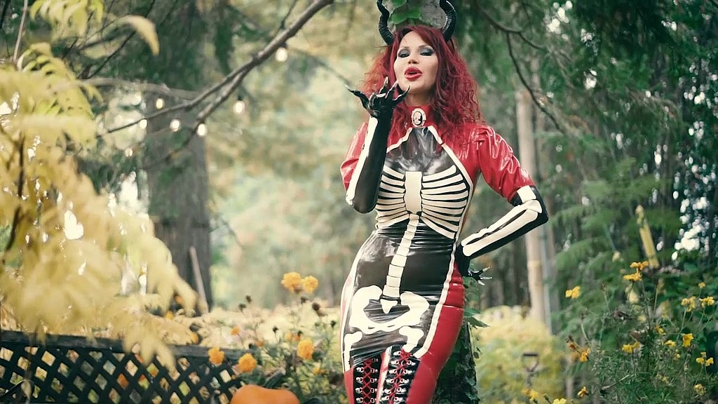halloween succubus is hungry for your cock (Bianca Beauchamp) halloween succubus is hungry for your cock (Bianca Beauchamp)