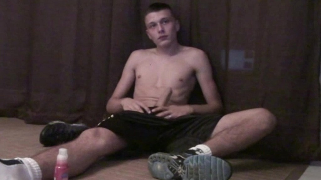 straight boy sneakers masturbation in jogging fetish (Badboy Crunchboy) straight boy sneakers masturbation in jogging fetish (Badboy Crunchboy)