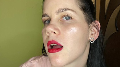 Incredible giantess dominates you in 4K