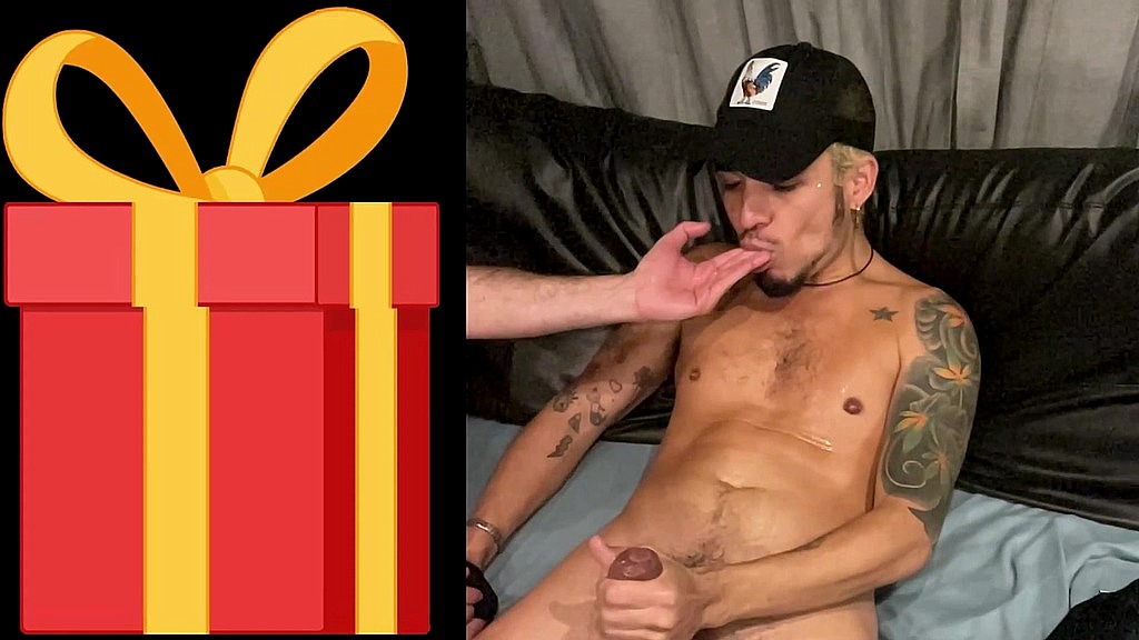 x-mas cum with bro`s!!! (Dymond Fire, Leo Bulgari, Anonym199797, Mask Men, Xiscoxx) x-mas cum with bro`s!!! (Dymond Fire, Leo Bulgari, Anonym199797, Mask Men, Xiscoxx)
