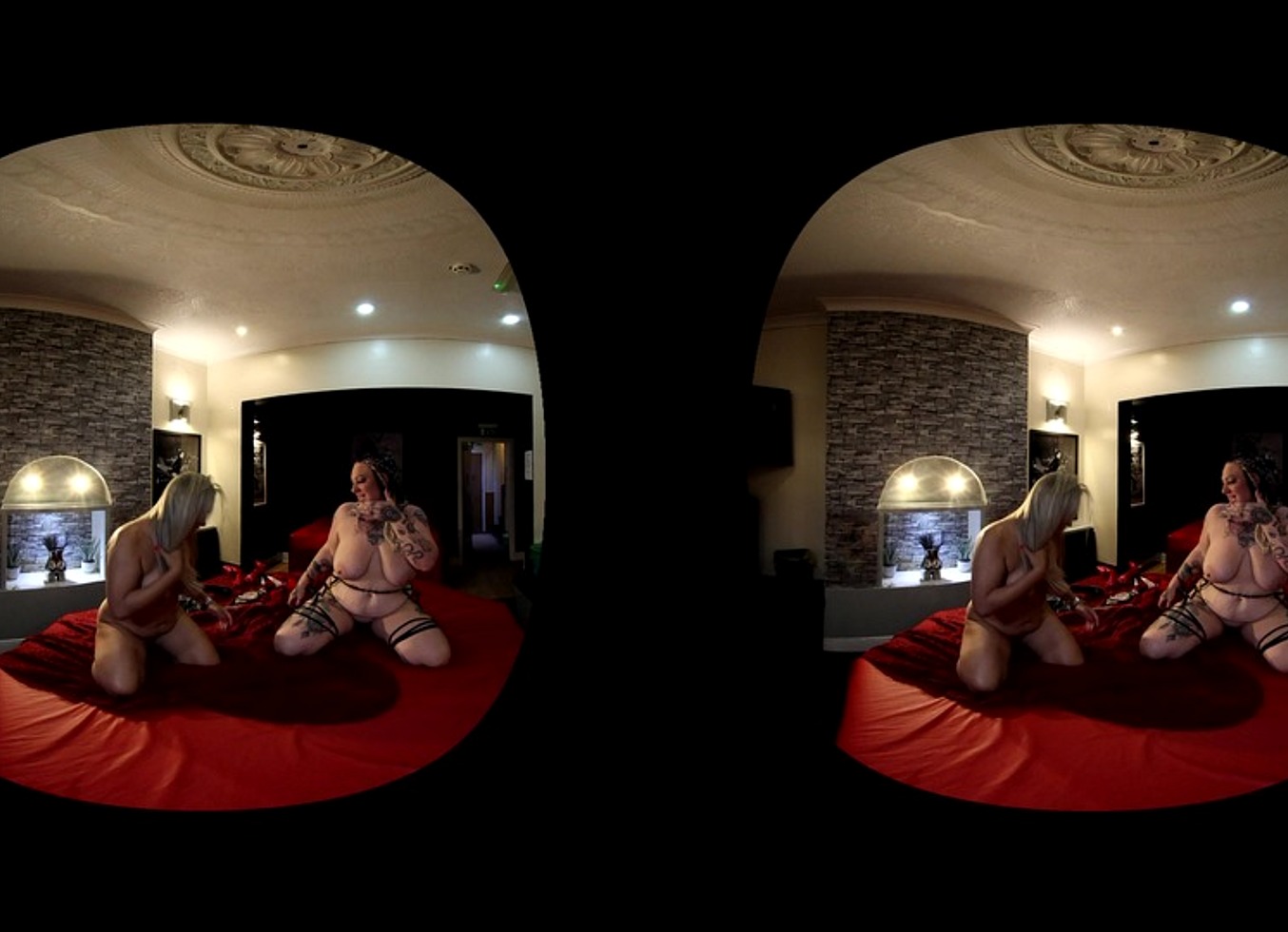 Livie Blainn And Eva May Give A Lesbian Sex Show