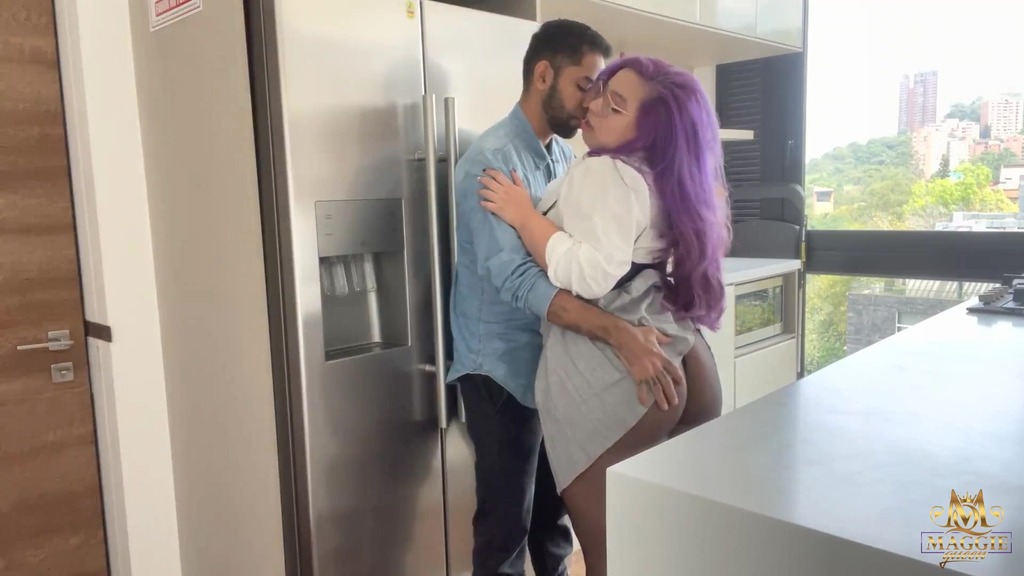 fucking my client to sell the house