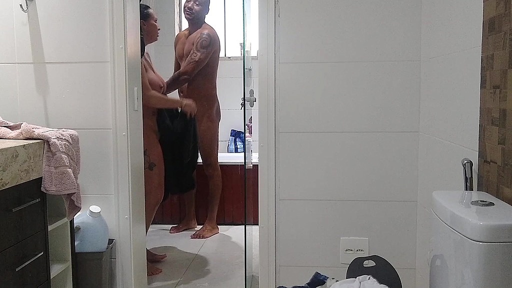 depois do banho rolou aquele sexo pegado (Dinnigata, William dotado) depois do banho rolou aquele sexo pegado (Dinnigata, William dotado)