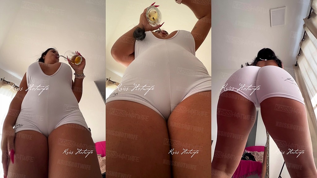 pata de camelo marcando na roupa de kriss hotwife (Kriss hotwife) pata de camelo marcando na roupa de kriss hotwife (Kriss hotwife)