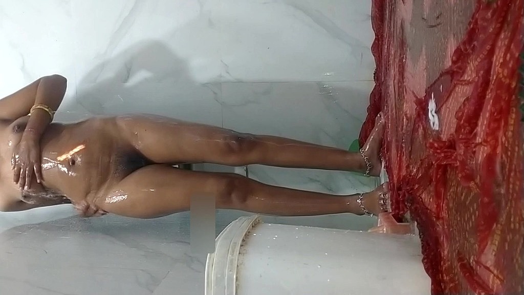 indian girl squrting bathroom viral video !! tuth brush fucking&fingering !! niked bath in bathroom (Rakul008) indian girl squrting bathroom viral video !! tuth brush fucking&fingering !! niked bath in bathroom (Rakul008)