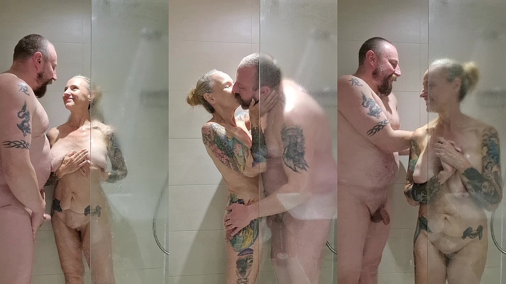 piss and shower with molly mcsquirts (Chris Coxxx, Molly McSquirts) piss and shower with molly mcsquirts (Chris Coxxx, Molly McSquirts)