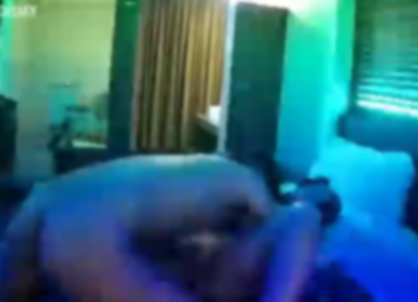 Nos Escapamos A La Hora De La Comida