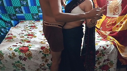 Beautiful Village bhabhi bedroom fucking with step brother indian maid wife