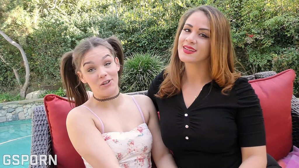 Big ass and big tits latina MILF has hot step daughter who like hard cock