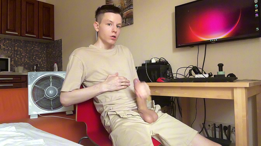manager won t be happy. remote employee evgeny is jerking off again! (Evgeny Twink, Alex Cute) manager won t be happy. remote employee evgeny is jerking off again! (Evgeny Twink, Alex Cute)