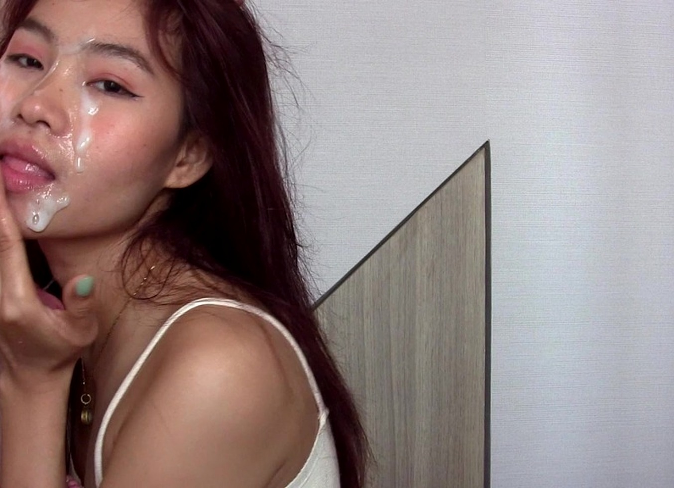 Sloppy Deepthroat With Facial - Yumi