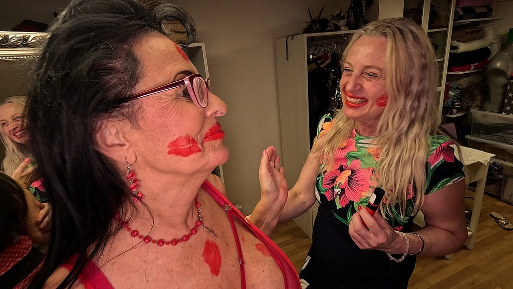 lesbian fingering fun until orgasm (Madam Andrea, Lilian Black) lesbian fingering fun until orgasm (Madam Andrea, Lilian Black)
