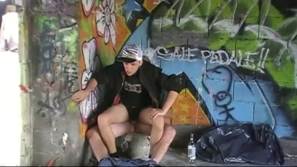 sexy straight boy fuck a gay in his car outdoor exhib (Crunch Emilio, Crunch jessroyan) sexy straight boy fuck a gay in his car outdoor exhib (Crunch Emilio, Crunch jessroyan)