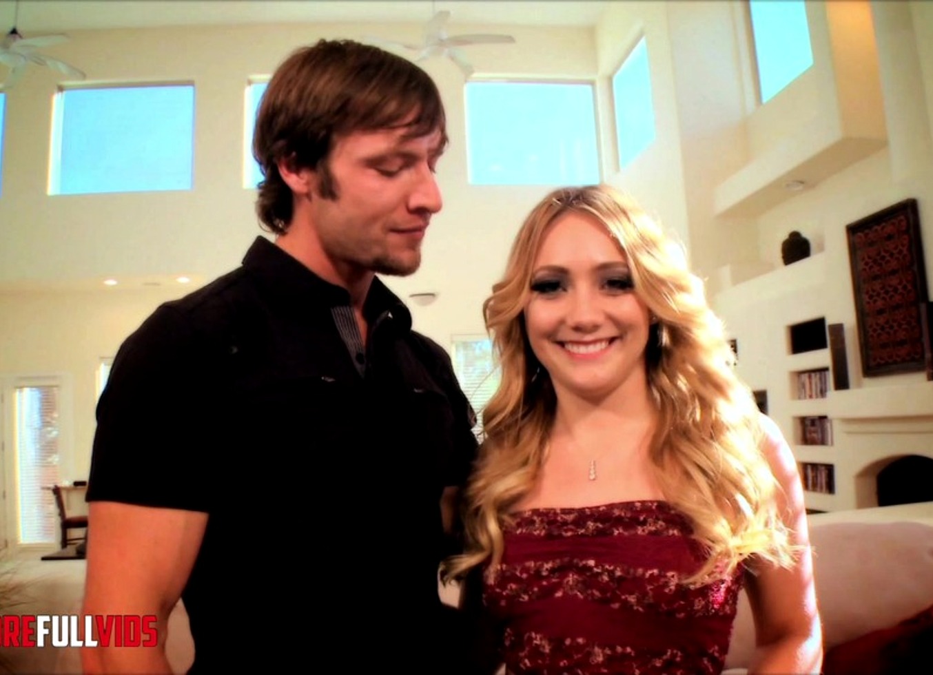 Naughty Women Claps Her Ass Up And Down A Studs Thick Dick