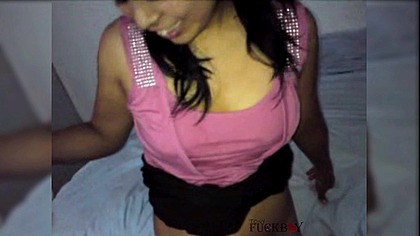 ME CHUPA LOS HUEVOS y hasta me dio el chikito: Le dije a mi amiga que mi novia me dejo y no dudo en visitarme para consolarme y darme SENTONES.