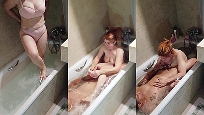 La encuentro a mi tia estrella en la ducha desnuda y termino follandomela