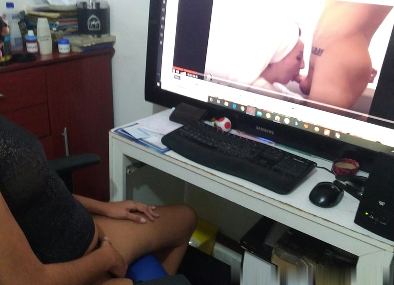 Jade, Spectacular Brunette - Part 09