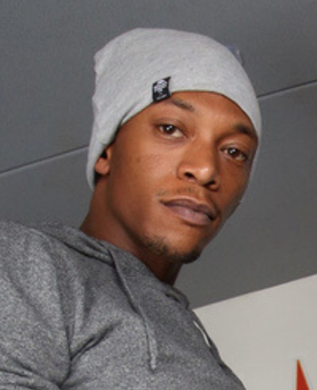 Dylan Brown,Jack23,Romeo Fist,Leo Casanova,Julia Maze,J Clark,Tony Tigrao,Gabe Delight