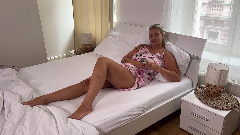 my stepmom cheating on my step daddy with our big dick neighbor (Neeo, Nikky Dream) my stepmom cheating on my step daddy with our big dick neighbor (Neeo, Nikky Dream)