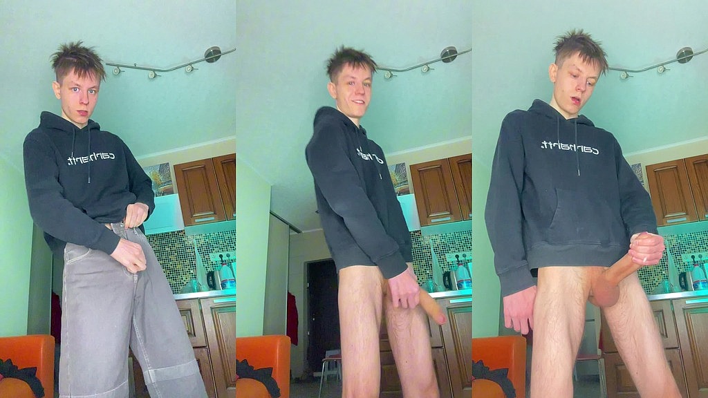 watch this young student shoot a thick load of cum (Evgeny Twink) watch this young student shoot a thick load of cum (Evgeny Twink)