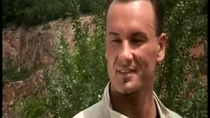 Victoria Swinger Meets a Man in the Woods Who Screws Her for a Cumshot