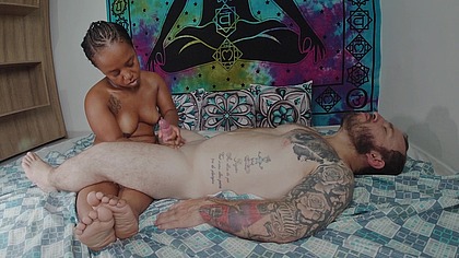 Anoes na Praia: Massagem Tantrica, Risos e Gozadas!