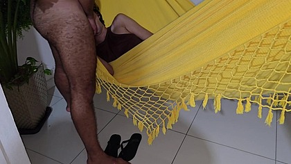 Fodi o cuzinho do twink sem camisinha com meu pau 23 polegadas