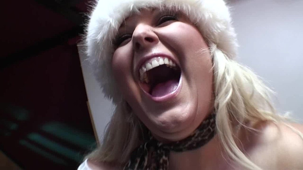 Big boobs bounce as kirsten halborg bends over for a double penetration