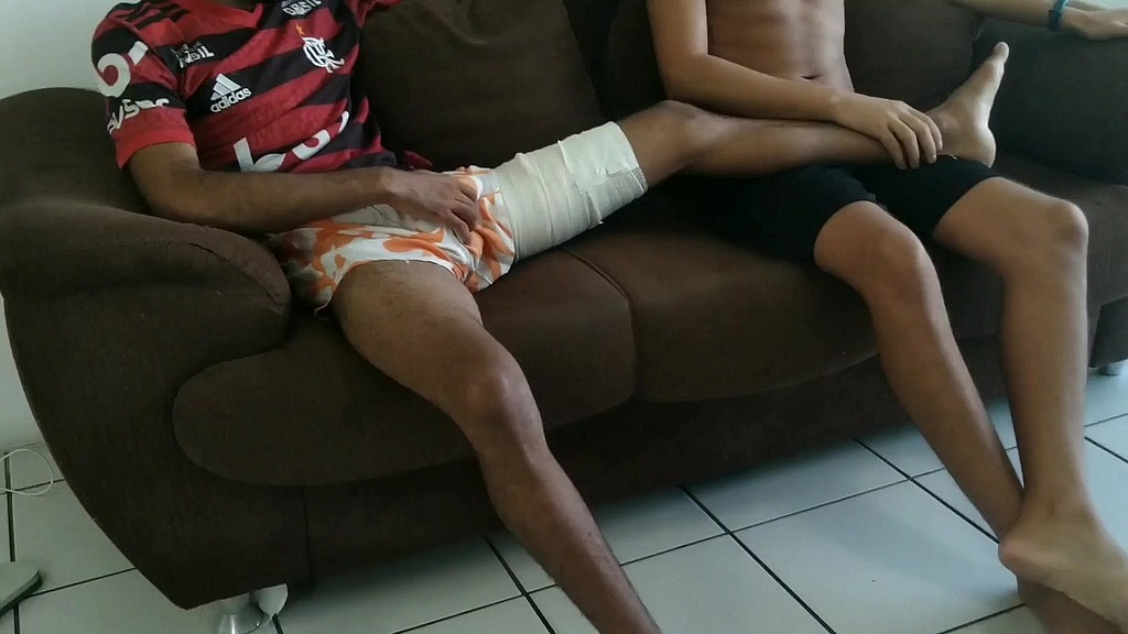 sexo com jogador de futebol depois do treino (Miguel Trajano, Ranomope) sexo com jogador de futebol depois do treino (Miguel Trajano, Ranomope)