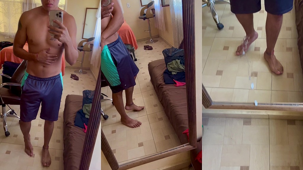 joven mexicano se masturba mientras esta solo en su casa (Omar Castell C) joven mexicano se masturba mientras esta solo en su casa (Omar Castell C)