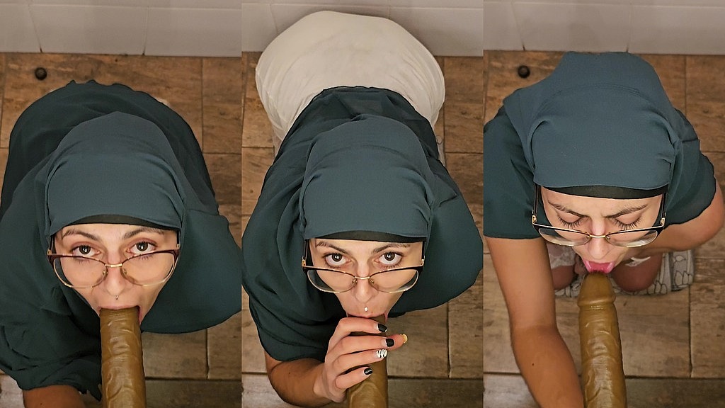 pov sucking bbc dildo (Mia Niqab) pov sucking bbc dildo (Mia Niqab)