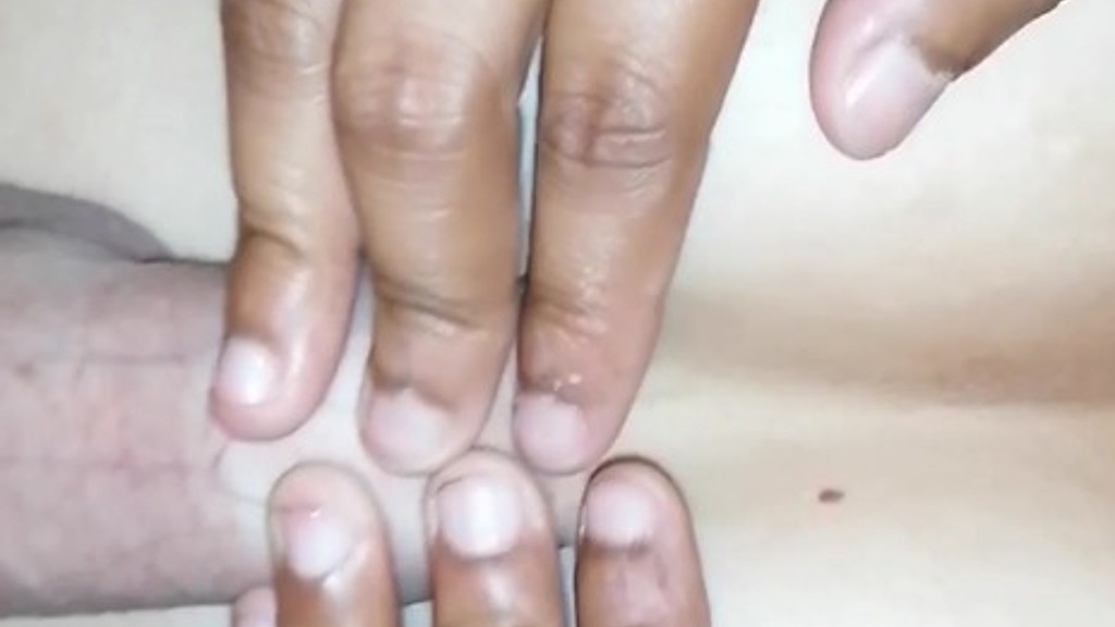 tratando de hacer una rusa con mis pequenas tetas (CmAndrea69) tratando de hacer una rusa con mis pequenas tetas (CmAndrea69)