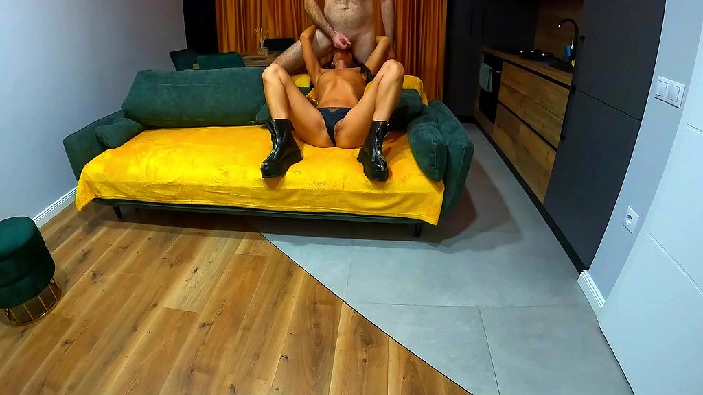 нарешті моя зведена сестра здивувала мене мінетом (Джонні, Тіна) finally my stepsister surprise me with a blowjob (Johnny, Tina)