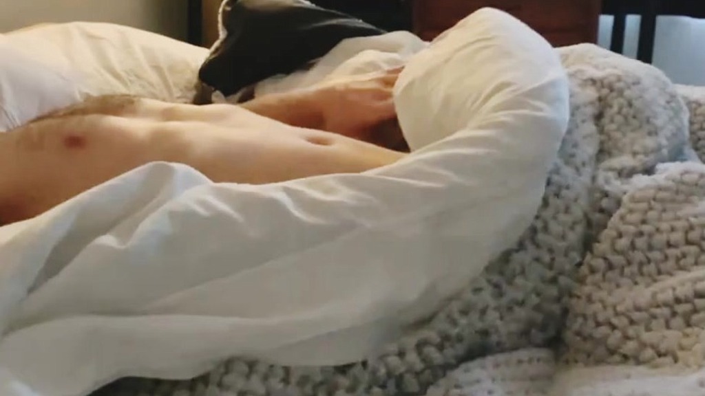 superb handjob to a super long orgasm!! (Aymenn) superb handjob to a super long orgasm!! (Aymenn)