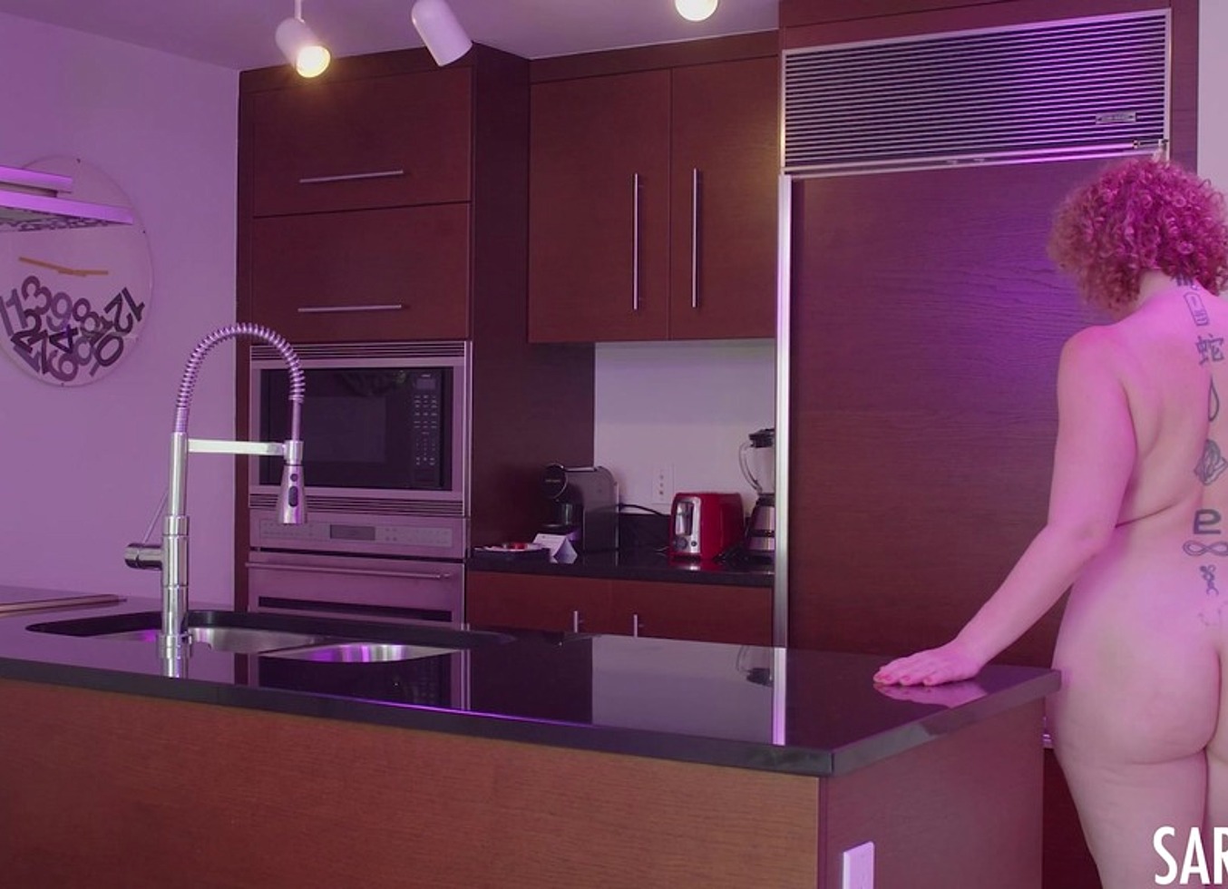 Mature Cowgirl Alert! It's Sara Jay Riding Her Purple Dildo!