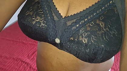 Hot Stepmom Wants to show Her Natural Tits