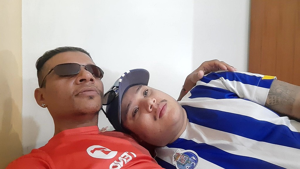 sexo como os parsas depois do futebol (Lendro Delao, Arthur, Professor Dotadu, O Puto Sp) sexo como os parsas depois do futebol (Lendro Delao, Arthur, Professor Dotadu, O Puto Sp)