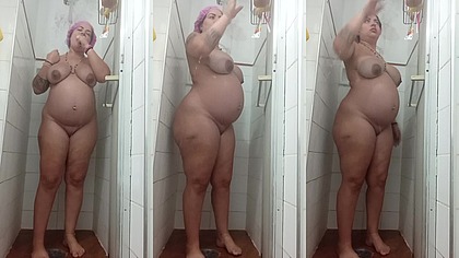 me preparando pra fazer uma massagem e receber muito leite