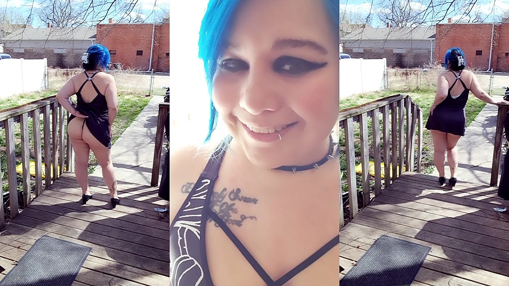 outdoor flashing goth girl in sundress (Kyra Hellfire) outdoor flashing goth girl in sundress (Kyra Hellfire)