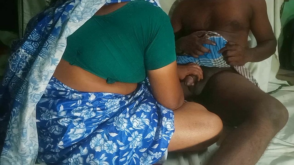 Vetrivel, Saanthi2: hot indian big ass aunty sex with desi saree removing (AnalVids.com) hot indian big ass aunty sex with desi saree removing (Vetrivel, Saanthi2)