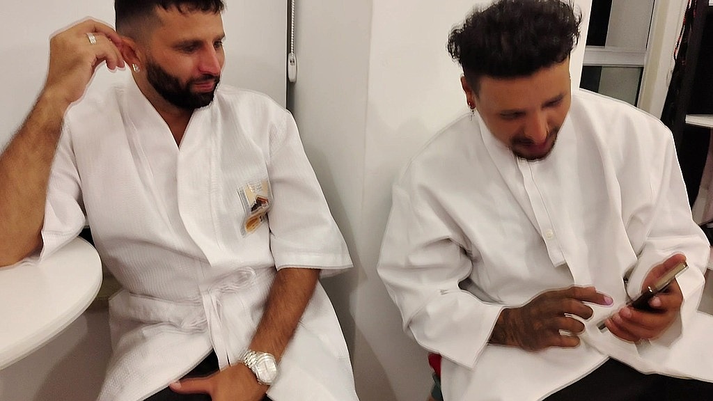 dois irmaos safadao massagista pegou ana e fudeu gostoso (Joseph Britadeira, Anazinha do Mau, Vini Moreno) dois irmaos safadao massagista pegou ana e fudeu gostoso (Joseph Britadeira, Anazinha do Mau, Vini Moreno)