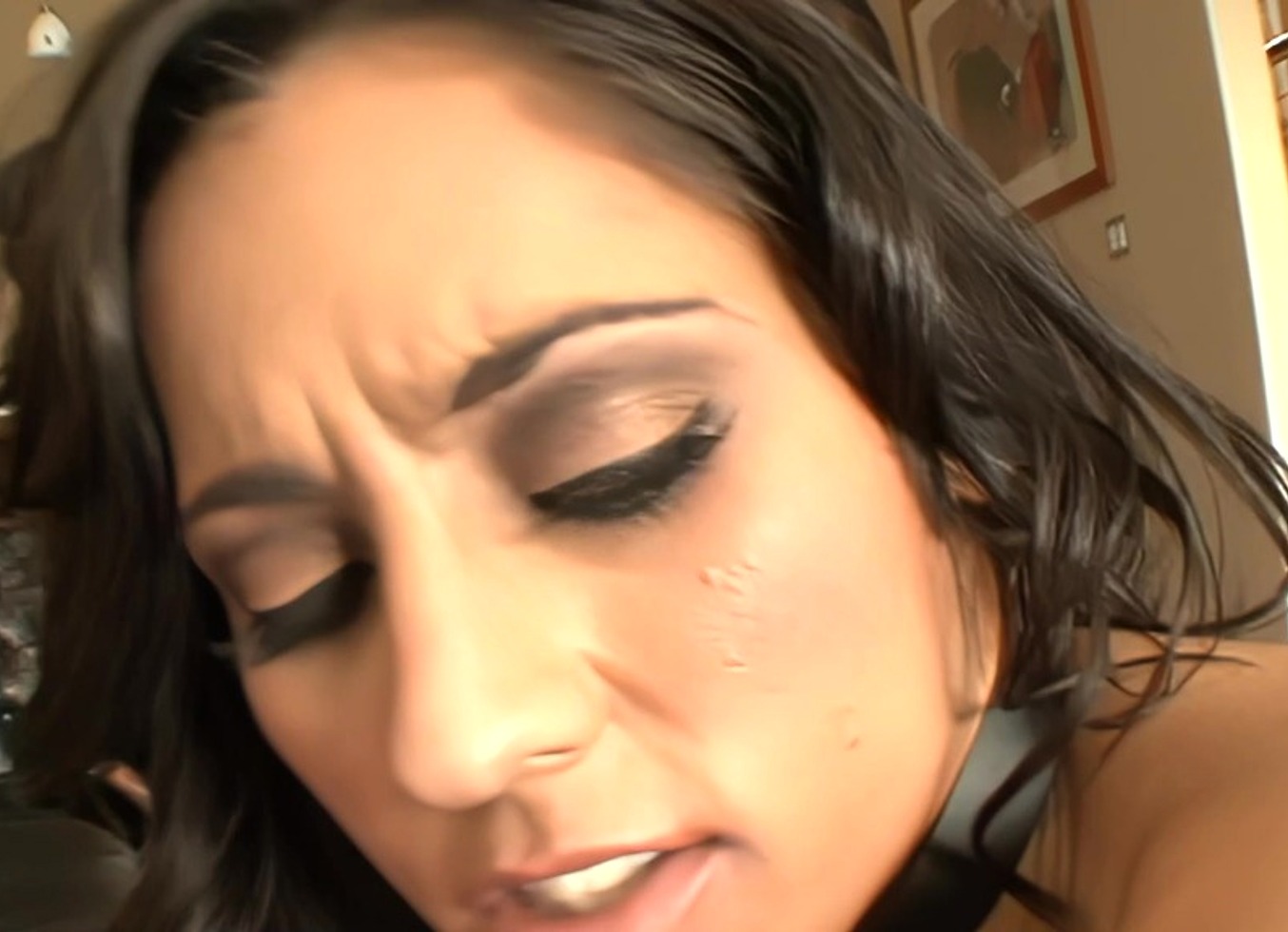 Scarlett Sweets Is An Amateur Who Loves To Fuck On Camera