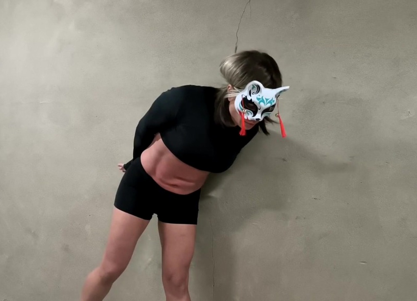 Aurora Belly Punch 5 - Many Damage