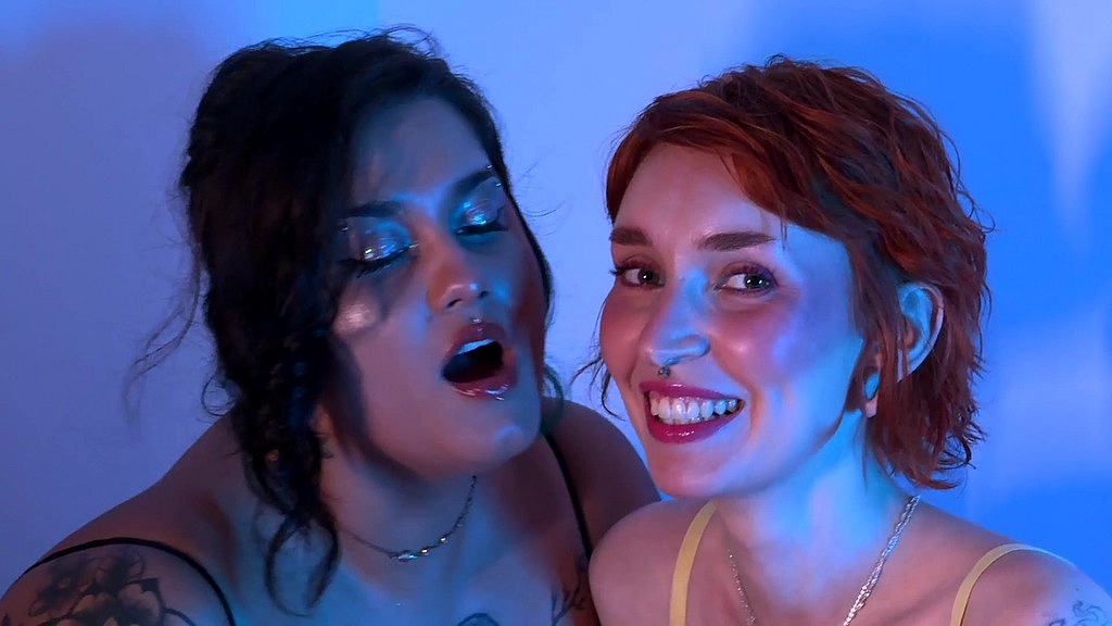 they call her the queen of burps (Rotten Venus, Bia Roman) they call her the queen of burps (Rotten Venus, Bia Roman)
