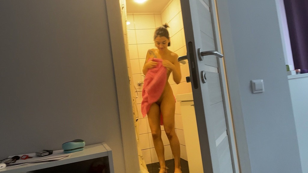on the first day of my freshman year of high schoo* i m already fucking my new classmate (Moonlmp, Kaya Finch) on the first day of my freshman year of high schoo* i m already fucking my new classmate (Moonlmp, Kaya Finch)
