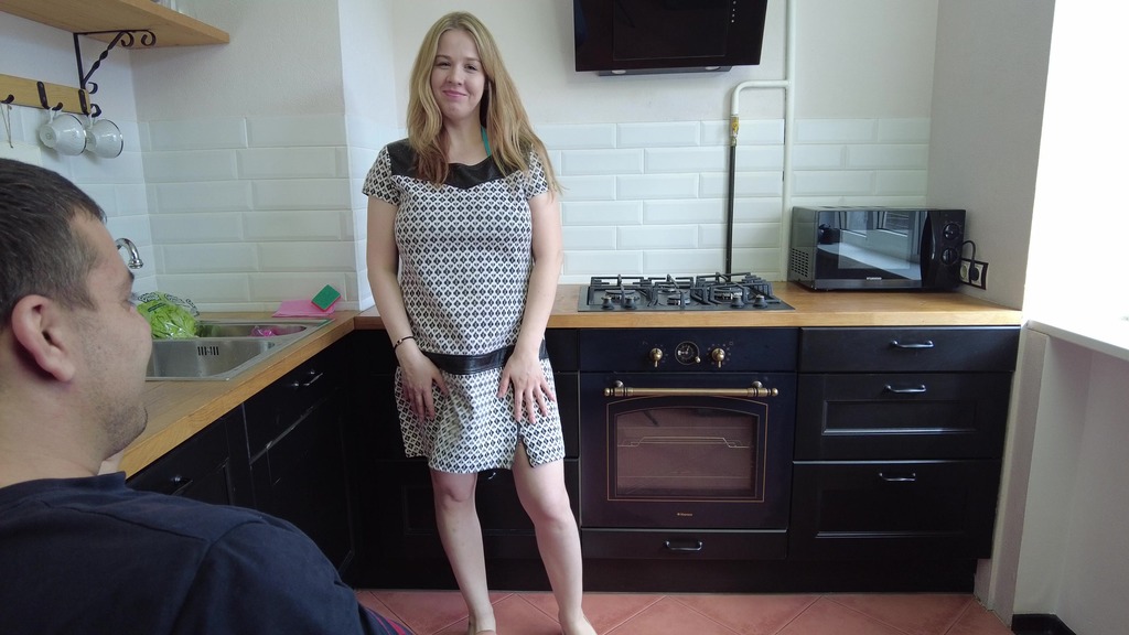 Before she makes my lunch I want her to suck my dick