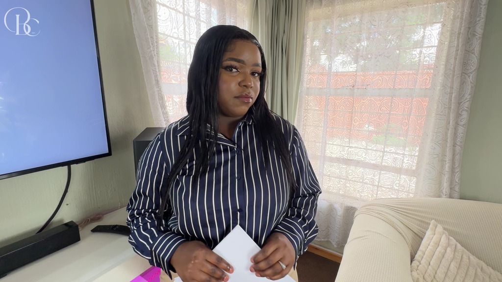 horny ebony boss cheats on her husband with her white employee