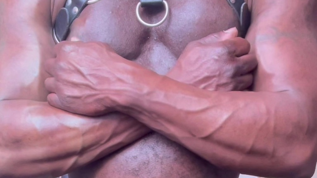 sexy leather harness hot flex show and bate cum (Brody Richardson) sexy leather harness hot flex show and bate cum (Brody Richardson)