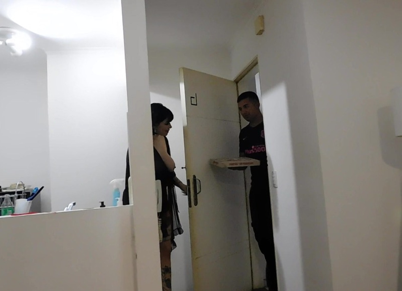 Me Recoji Al Cadete De La Pizzeria