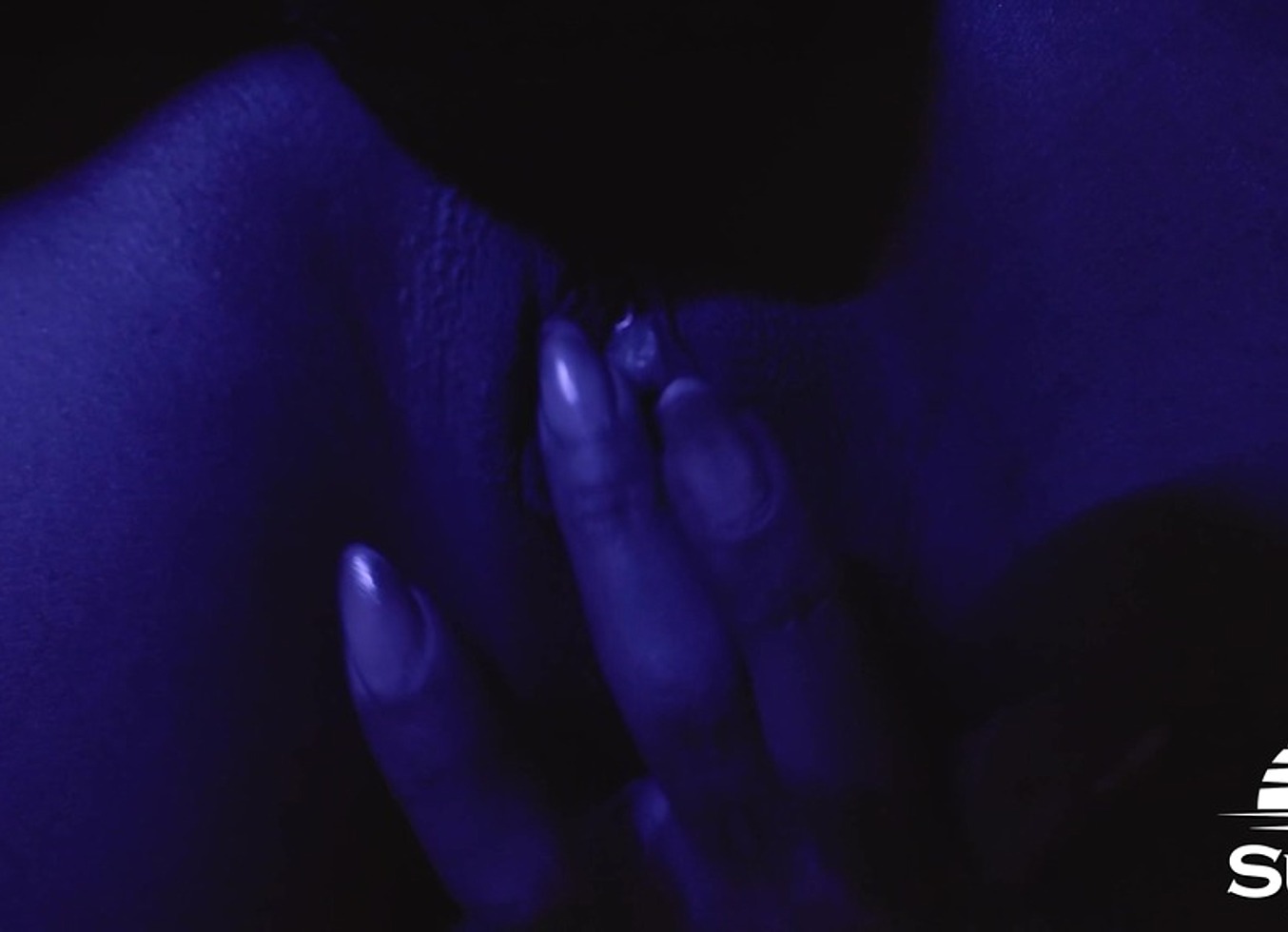 When I Left The Club, I Met A Wonderful Woman, Talking To Her, I Got Horny And She Got Horny For My Cock And We Decided To Have Some Really Good Sex - Clarkes And Mibby